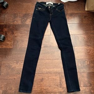 Selling Dark Blue Hollister Skinny Jeans size 25/31
